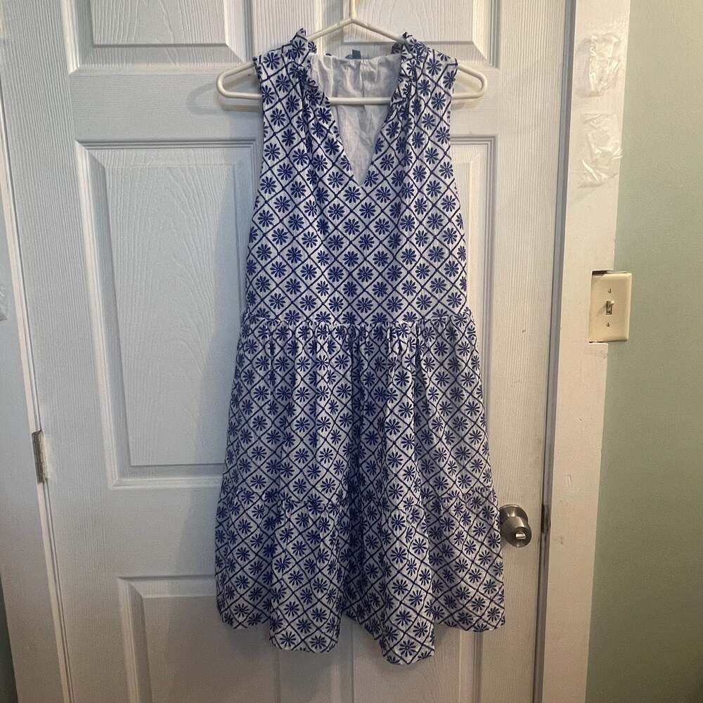 Draper James Navy and White Sleeveless V‑Neck Mini Dress